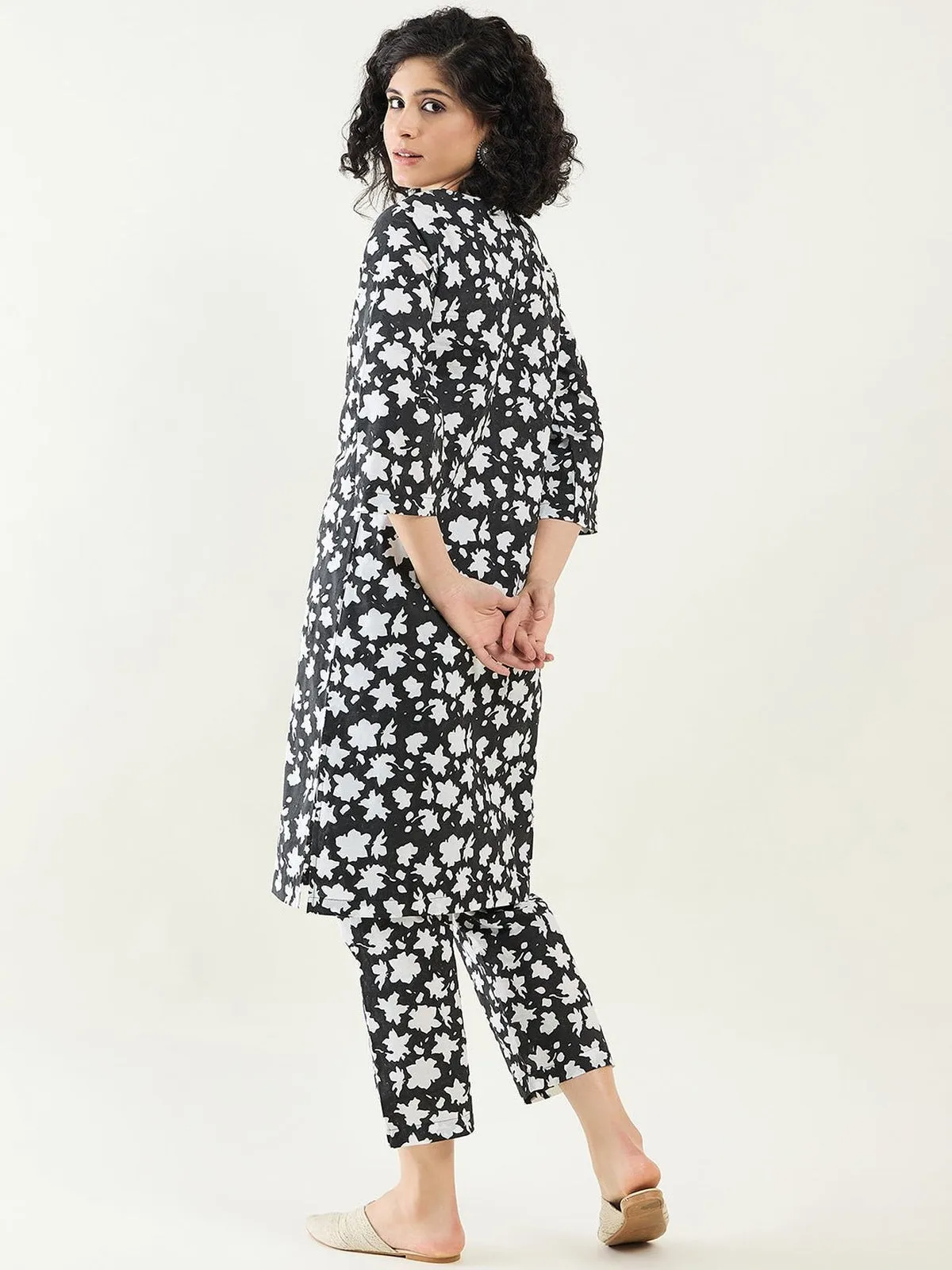 Easy Fit Kurta & Cropped Pants Set
